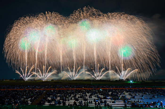 10月3日（火）迄】埼玉県こうのす花火大会 ブルーシートA席（4名）-